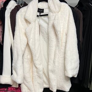 Love Tree Women's Cream Teddy Jacket